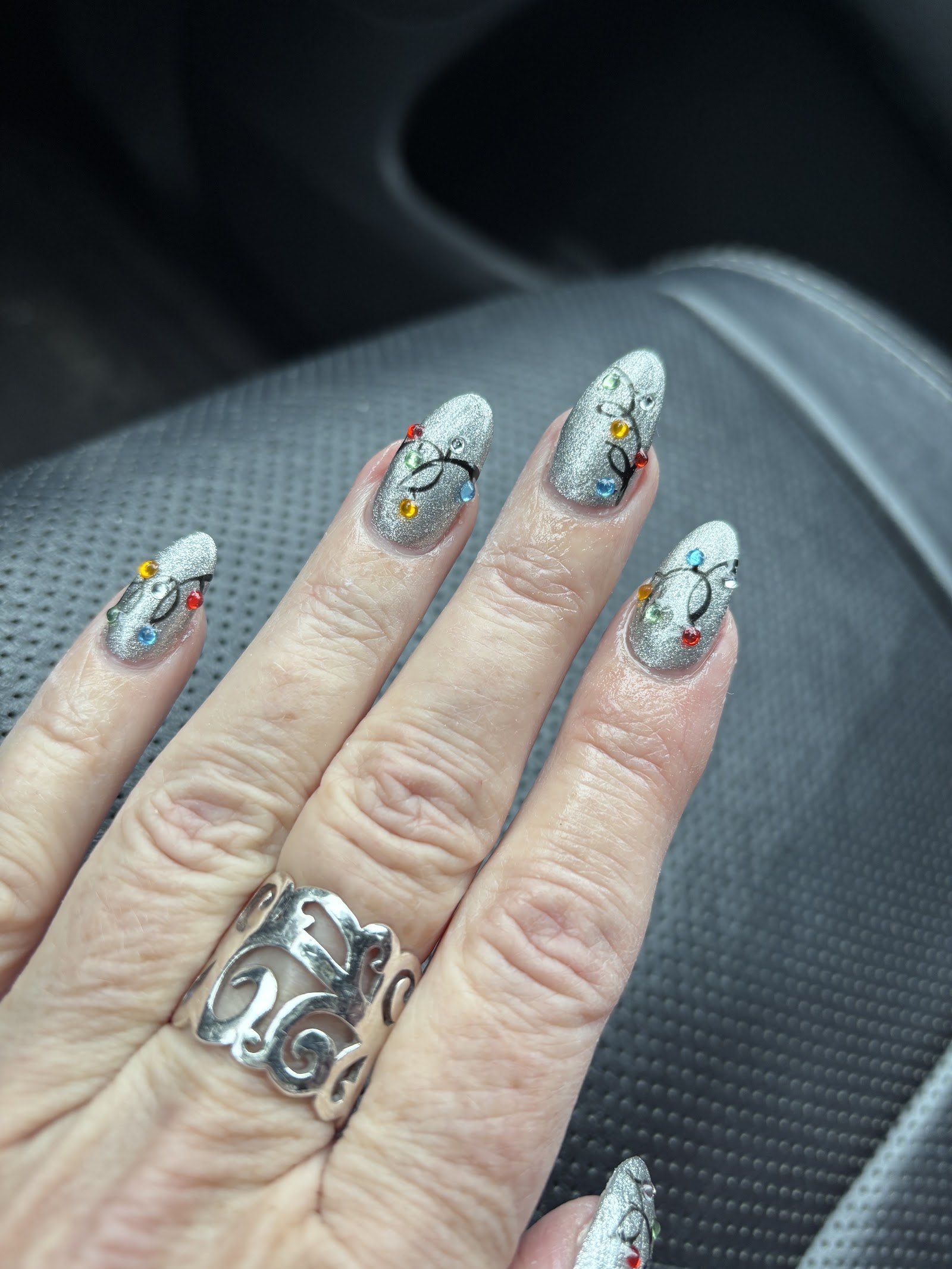 Lavish Nails & Lashes nail photo 2